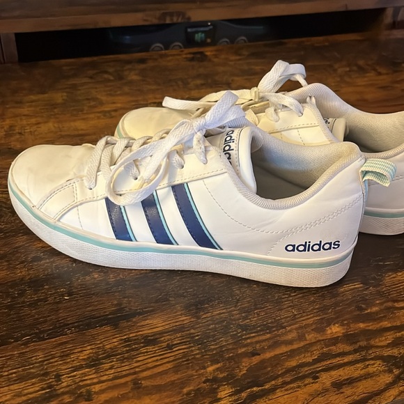 adidas sneakers - Picture 7 of 7